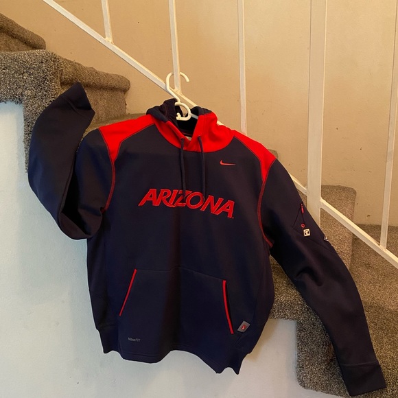 Family pack of 5 Brand New University of Arizona Outerwear - Picture 6 of 16